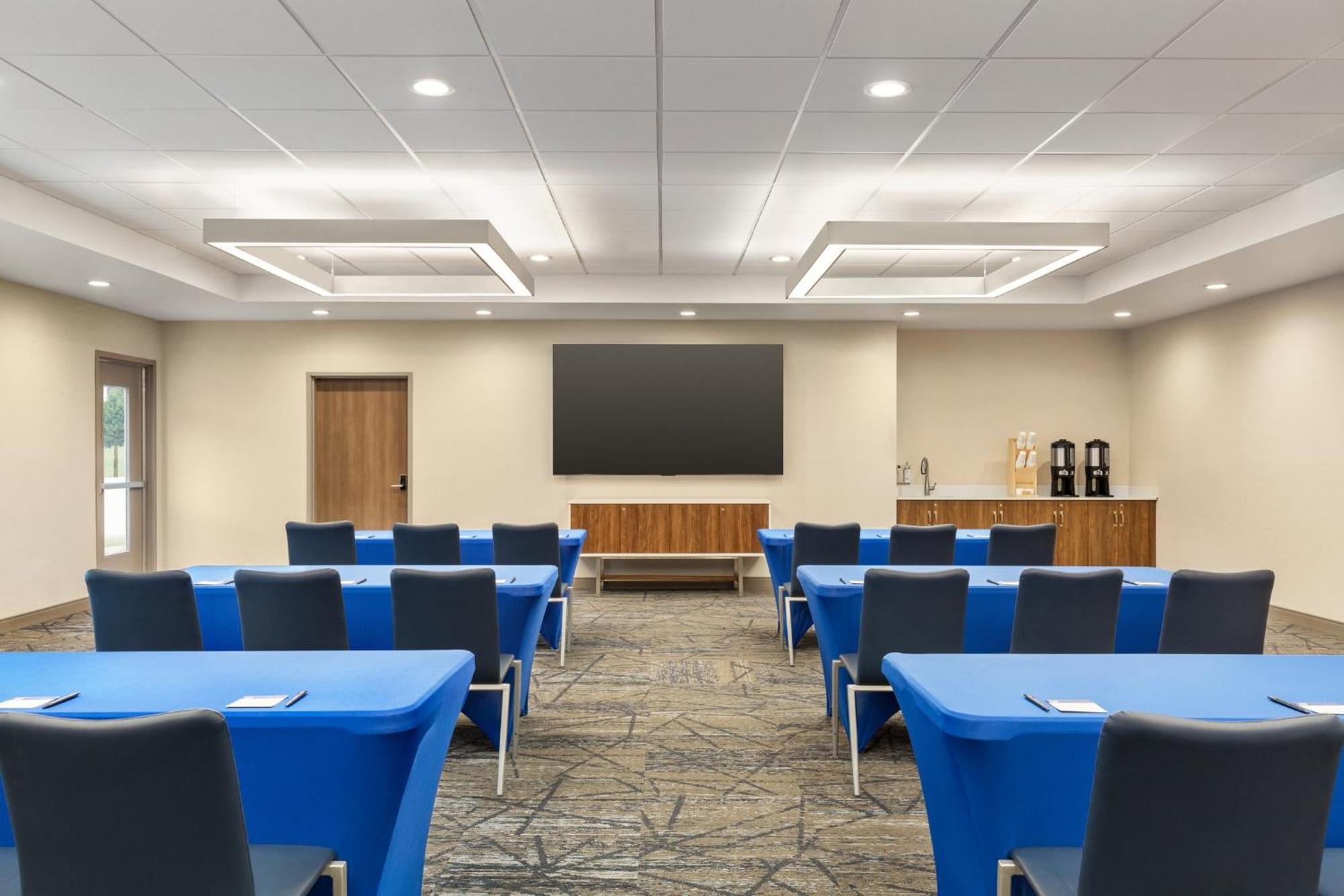 Candlewood Suites Bessemer - Birmingham Sw By Ihg المظهر الخارجي الصورة